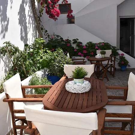 Filippos Apartment Adamantas  Exterior photo