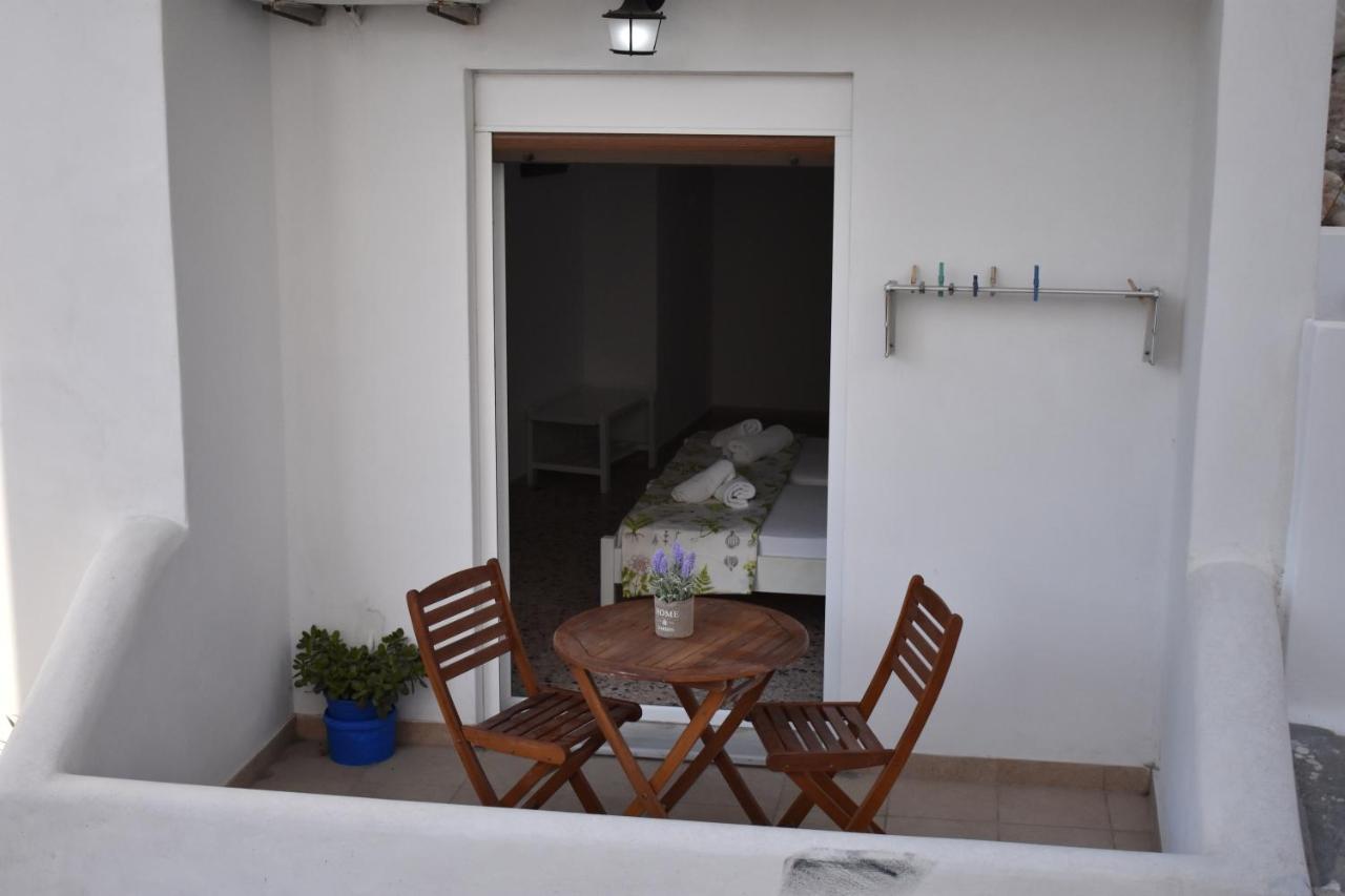 Apartment Filippos Adamantas (Milos)